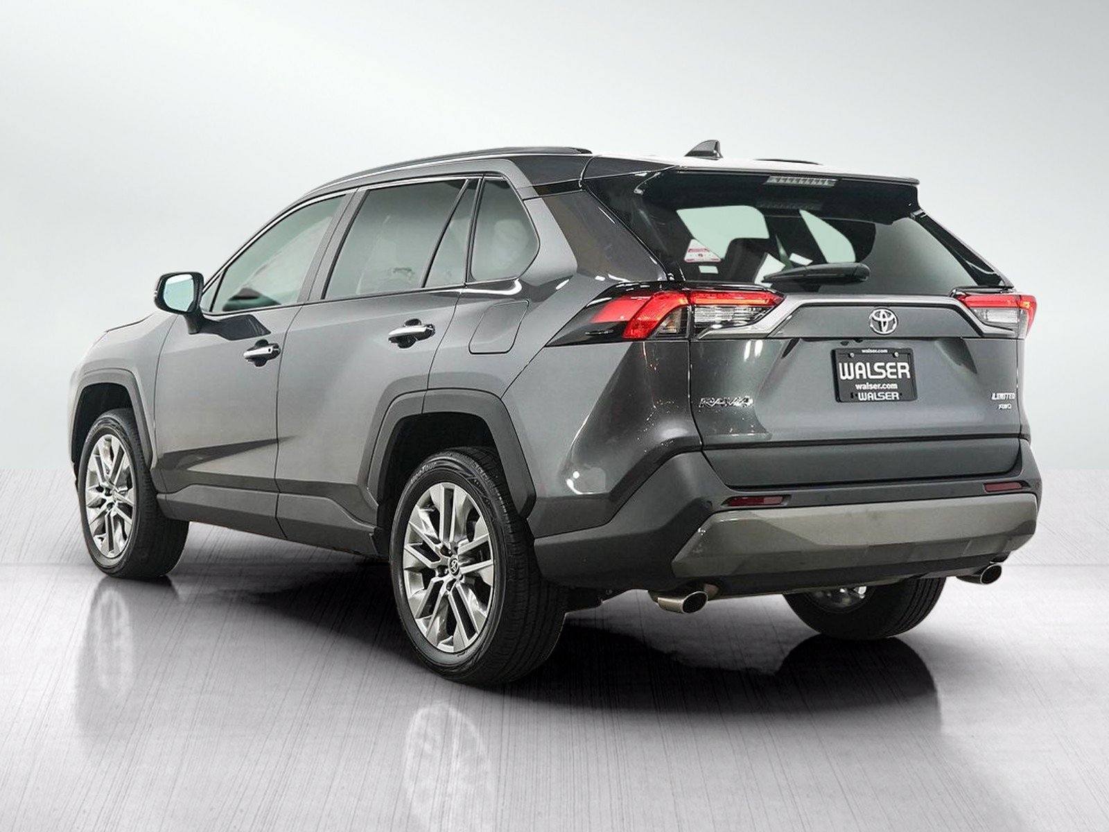 Used 2021 Toyota RAV4 Limited w/ Limited Grade Weather Package AWD/4WD image 3