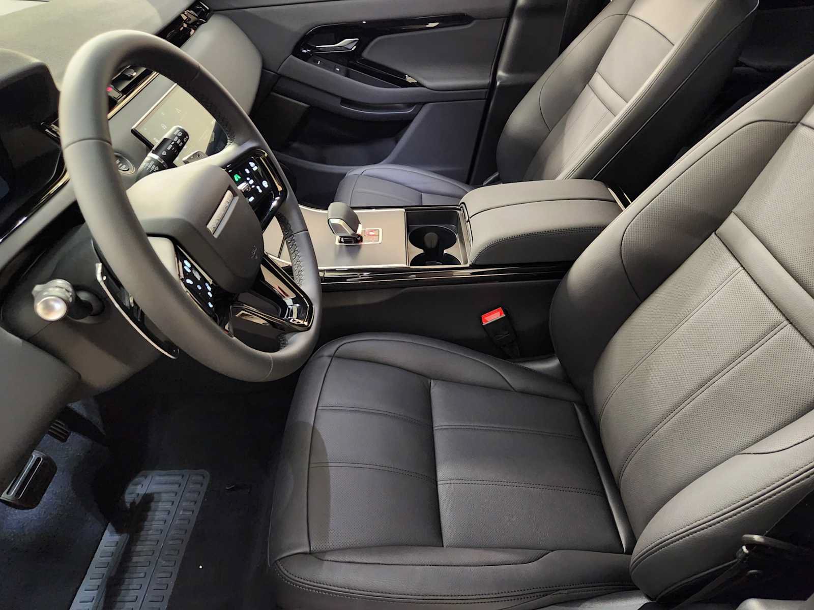 New 2026 Land Rover Range Rover Evoque S AWD/4WD image 21