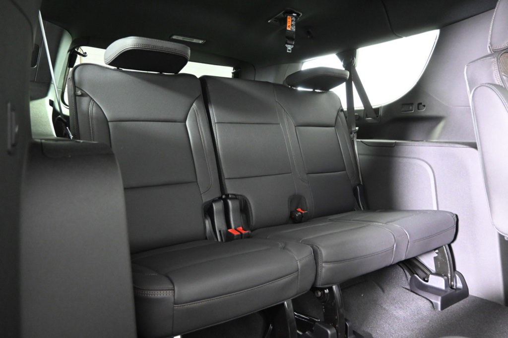 New 2026 Chevrolet Suburban High Country image 19