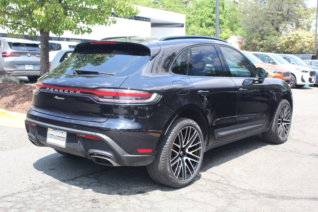 Used 2022 Porsche Macan AWD/4WD image 10