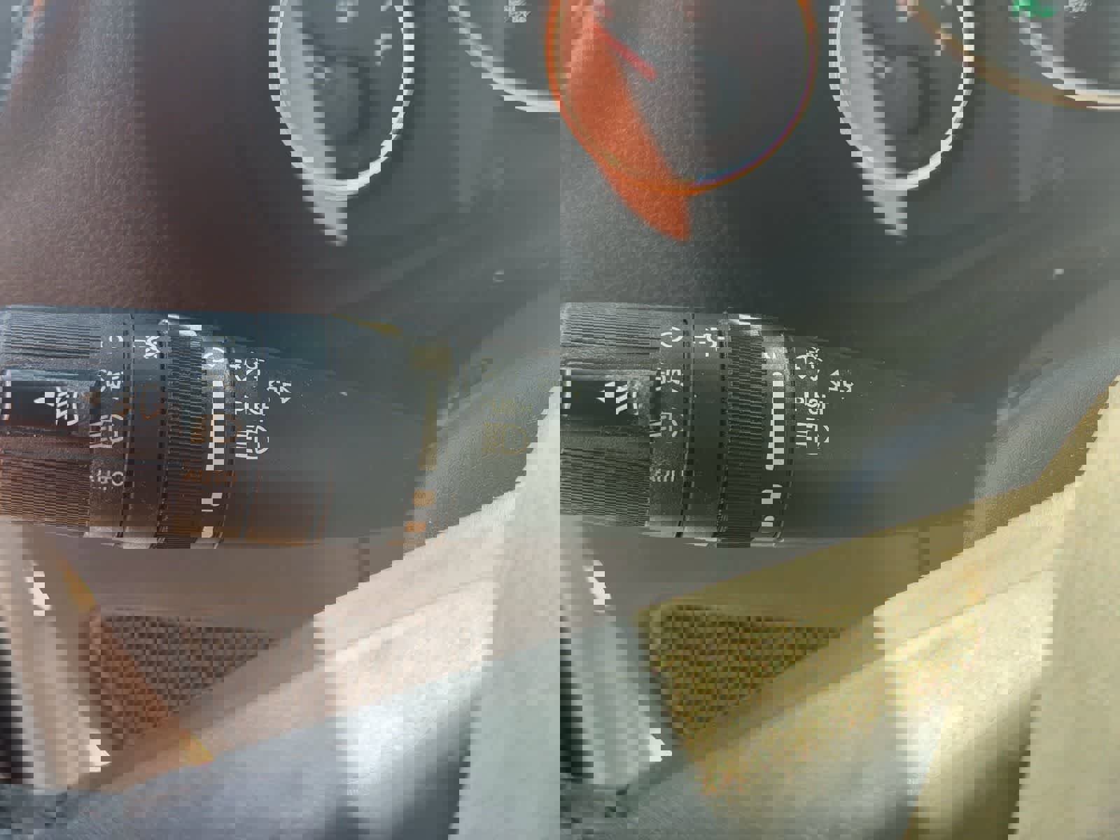 Used 2017 Jeep Wrangler Unlimited Sahara w/ Connectivity Group image 20