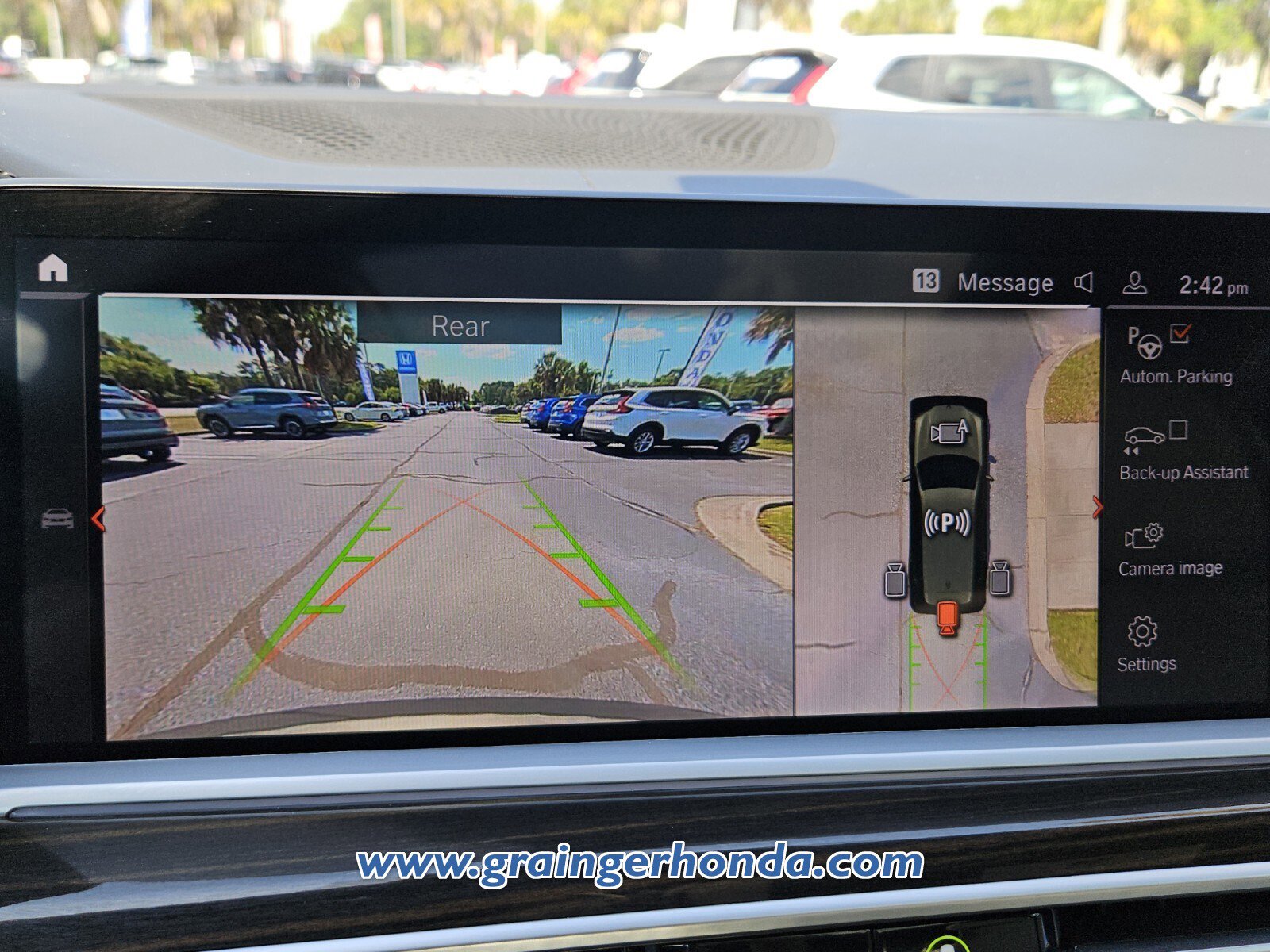 Used 2021 BMW X7 xDrive40i w/ Premium Package image 16