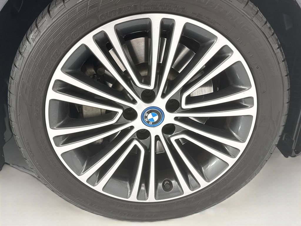 Used 2019 BMW 530e w/ Convenience Package image 31