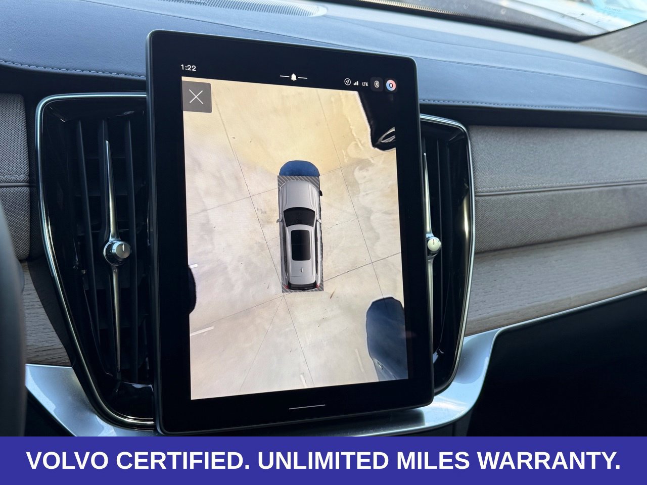 Certified 2026 Volvo XC90 B6 Plus AWD/4WD image 27