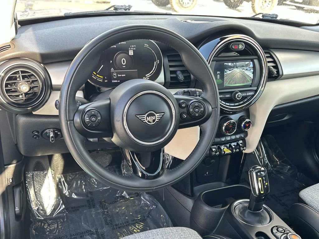 Used 2021 MINI Cooper SE w/ 6.5" Touchscreen Package image 10