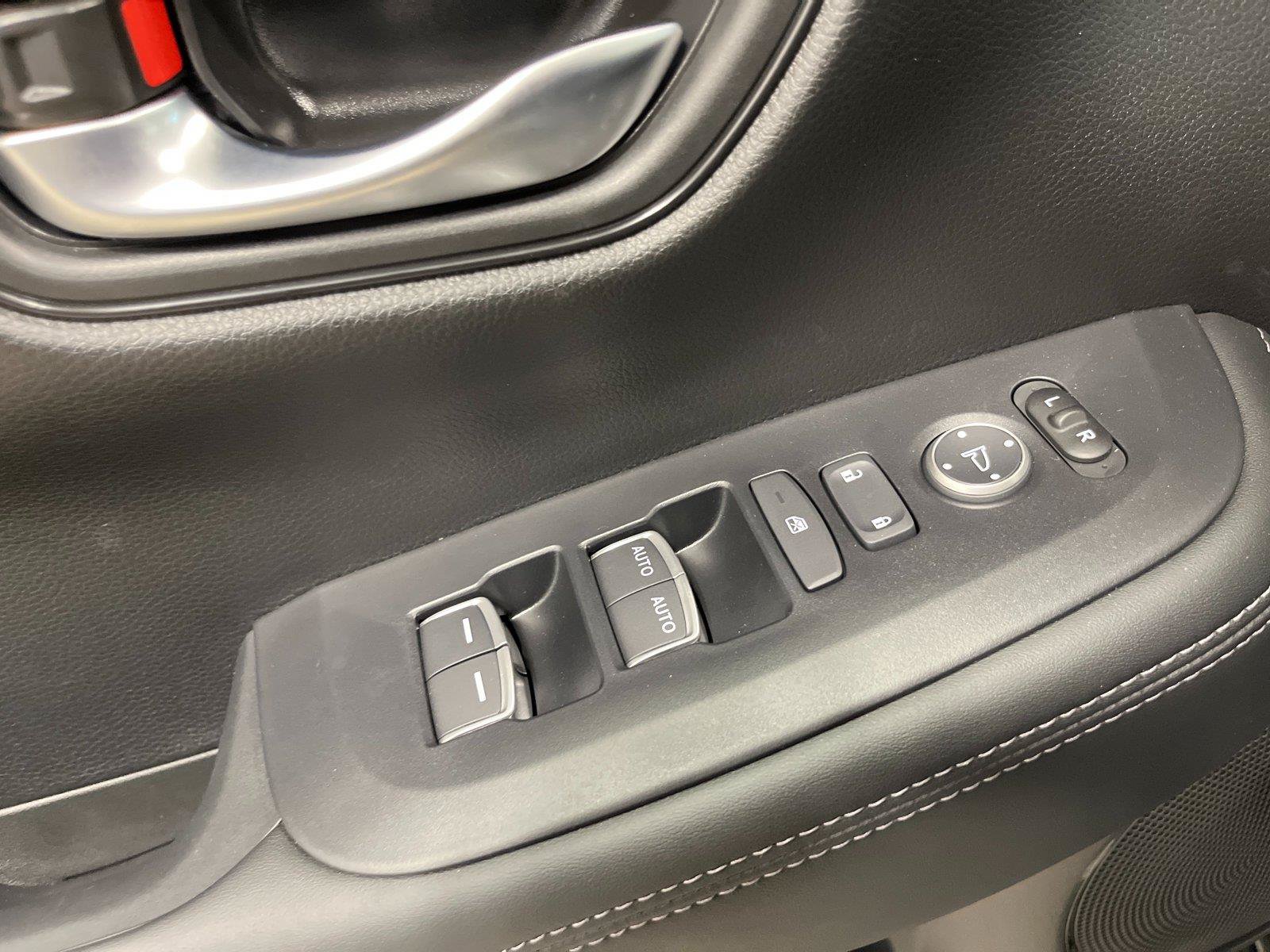 New 2027 Honda HR-V EX-L image 14