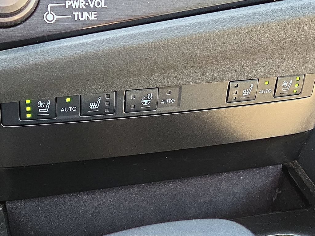 Used 2025 Lexus ES 350 w/ Premium Package FWD image 25