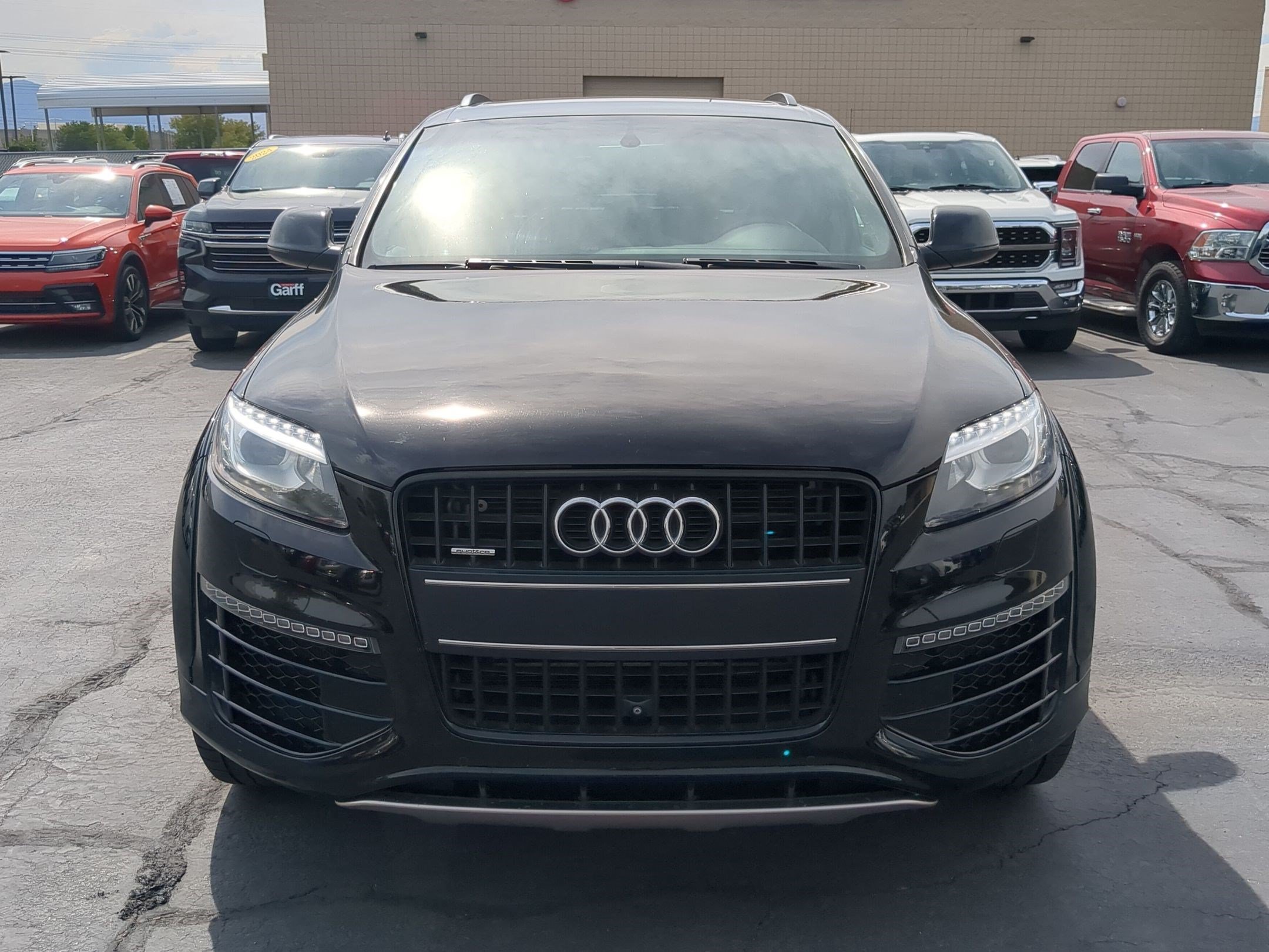 Used 2015 Audi Q7 3.0T S line Prestige w/ Sport Style Plus Package AWD/4WD image 11