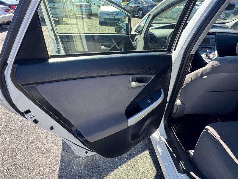 Used 2013 Toyota Prius Prime Plug-In Hybrid image 34