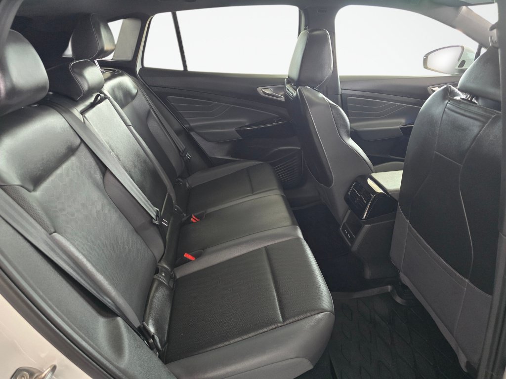 Used 2023 Volkswagen ID.4 Pro S AWD/4WD image 40
