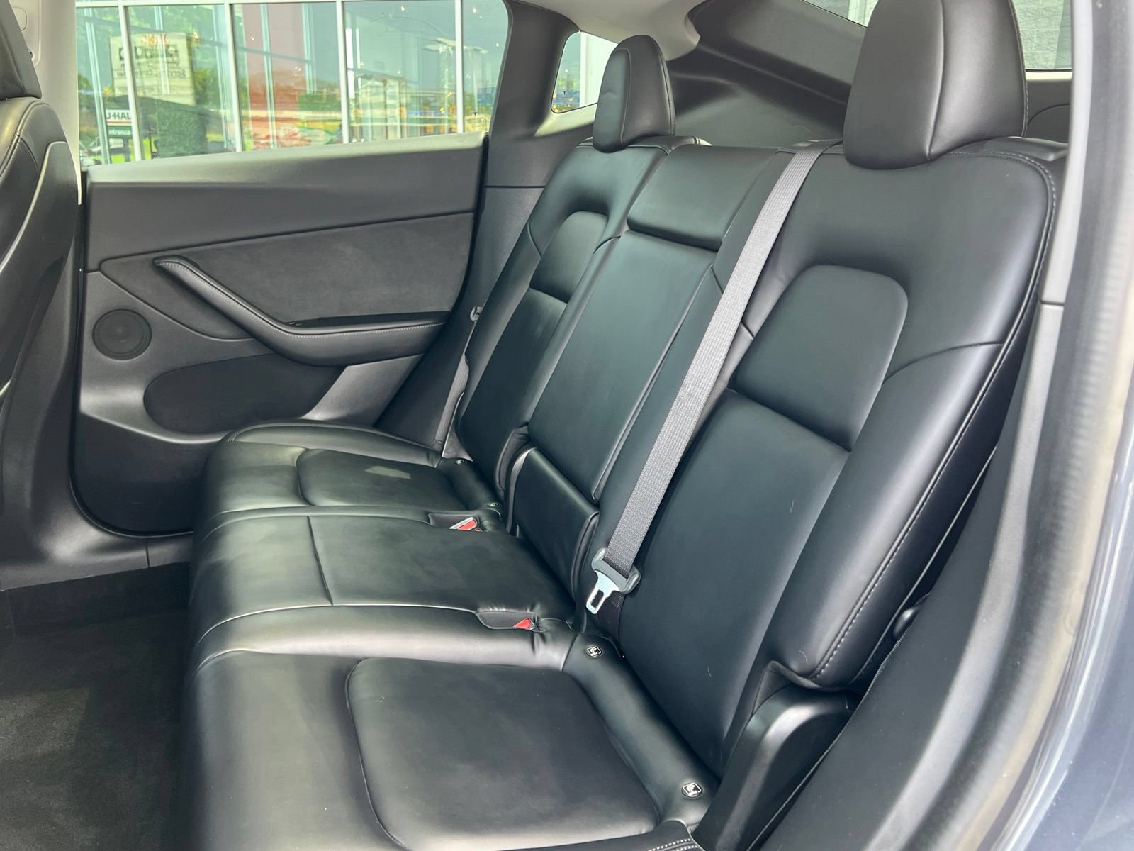 Used 2021 Tesla Model Y Long Range AWD/4WD image 4