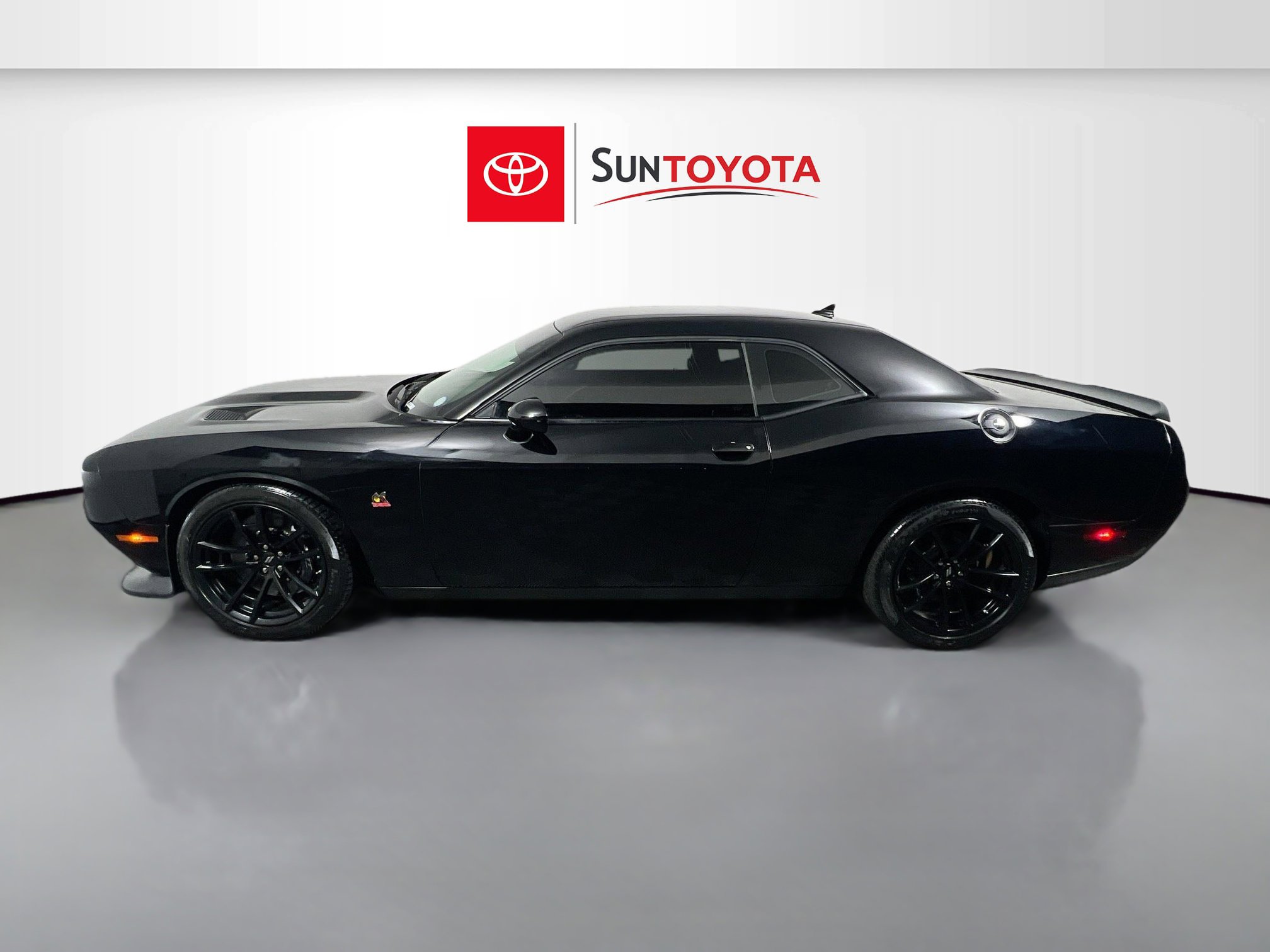 Used 2021 Dodge Challenger R/T Scat Pack w/ Dynamics Package image 7