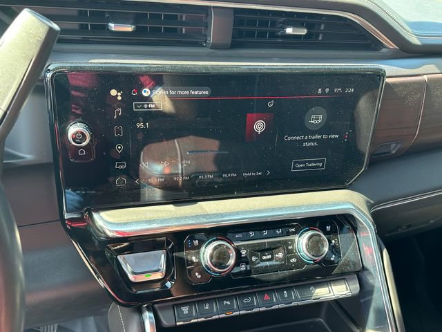 Used 2024 GMC Sierra 3500 Denali Ultimate image 32