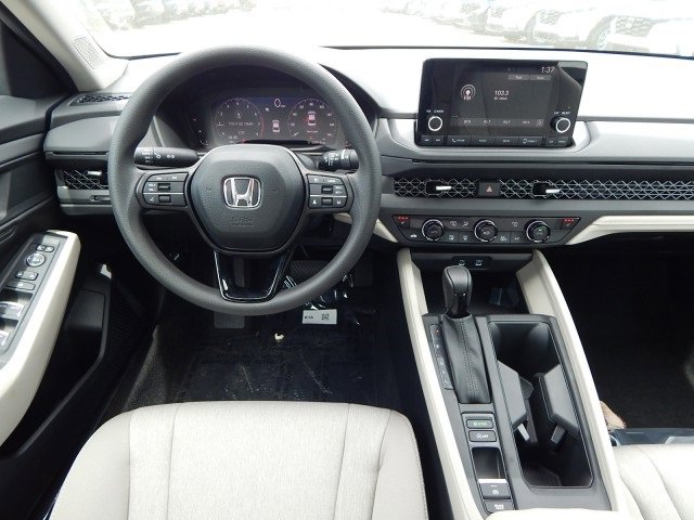 Certified 2024 Honda Accord EX image 6