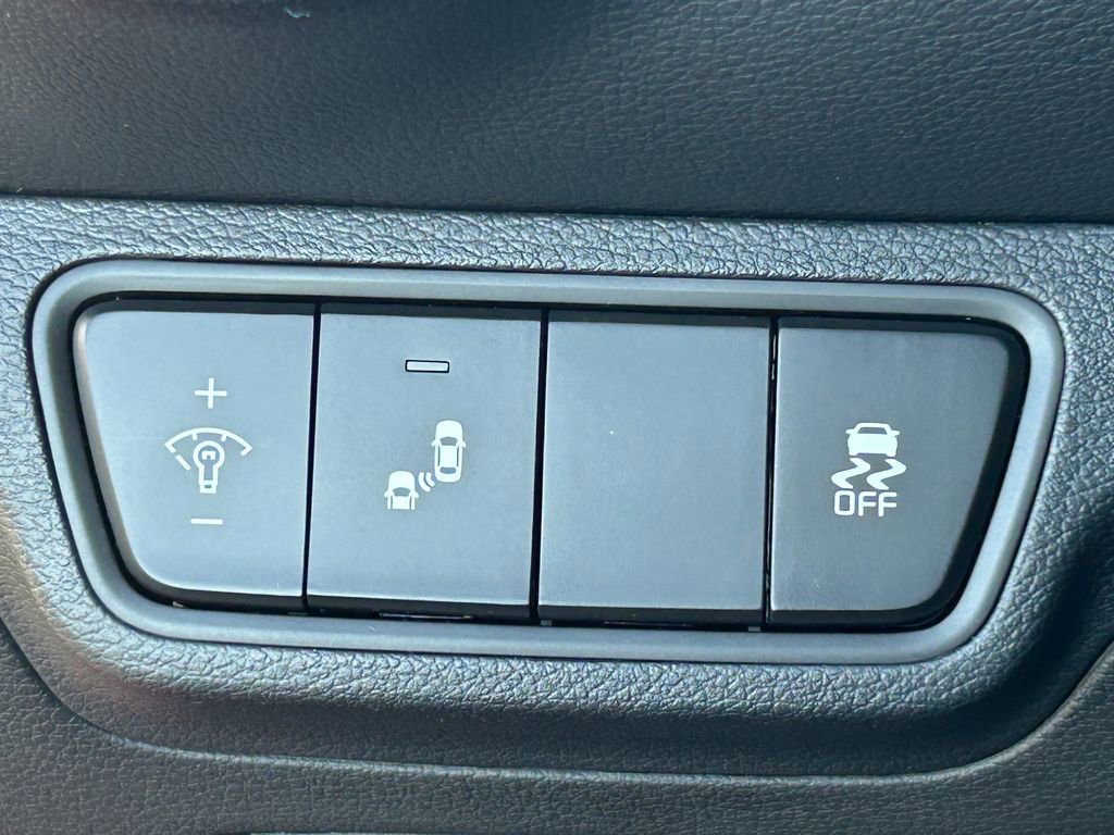 Used 2024 Kia Forte LXS w/ LXS Technology Package image 22