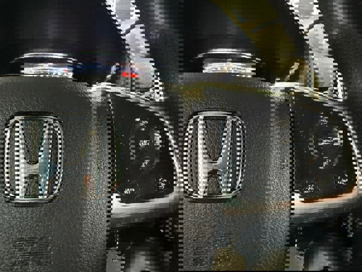 Used 2020 Honda CR-V LX image 14