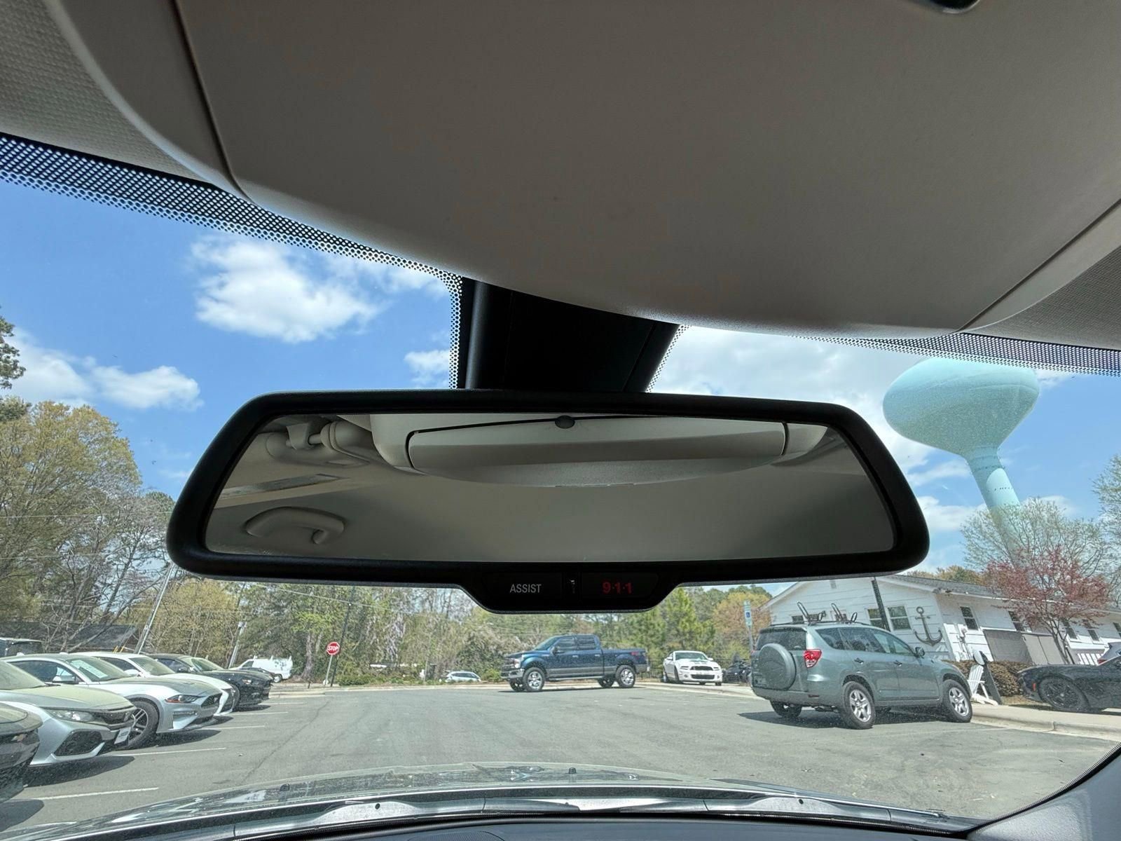 Used 2015 Chrysler 300 Limited w/ Driver Convenience Group image 54