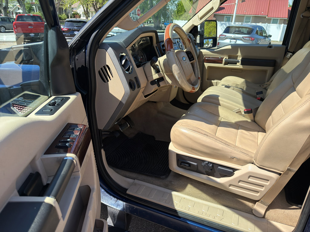 Used 2008 Ford F350 Lariat AWD/4WD image 9