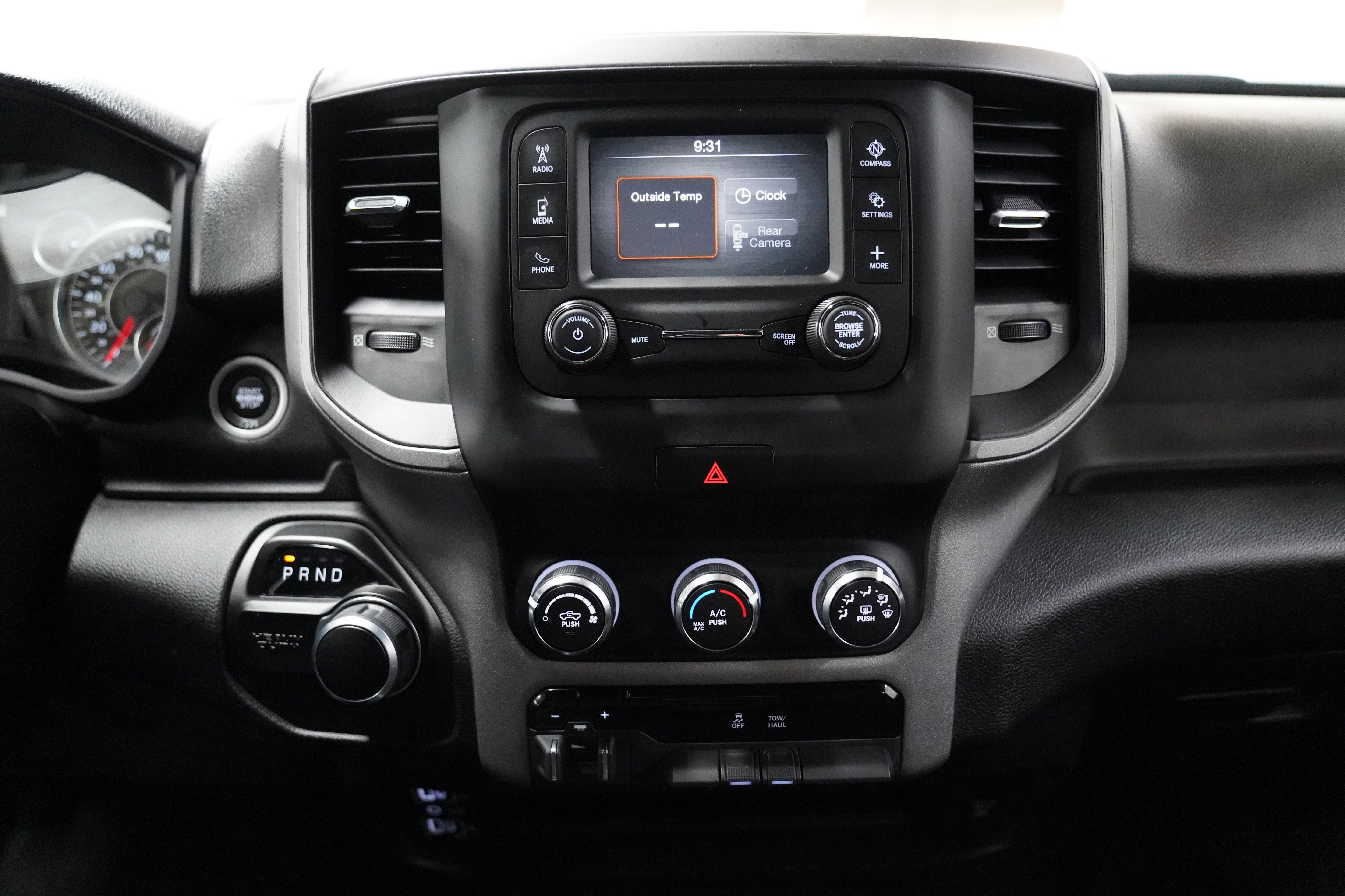 Used 2024 RAM 3500 Tradesman w/ Chrome Appearance Group image 22