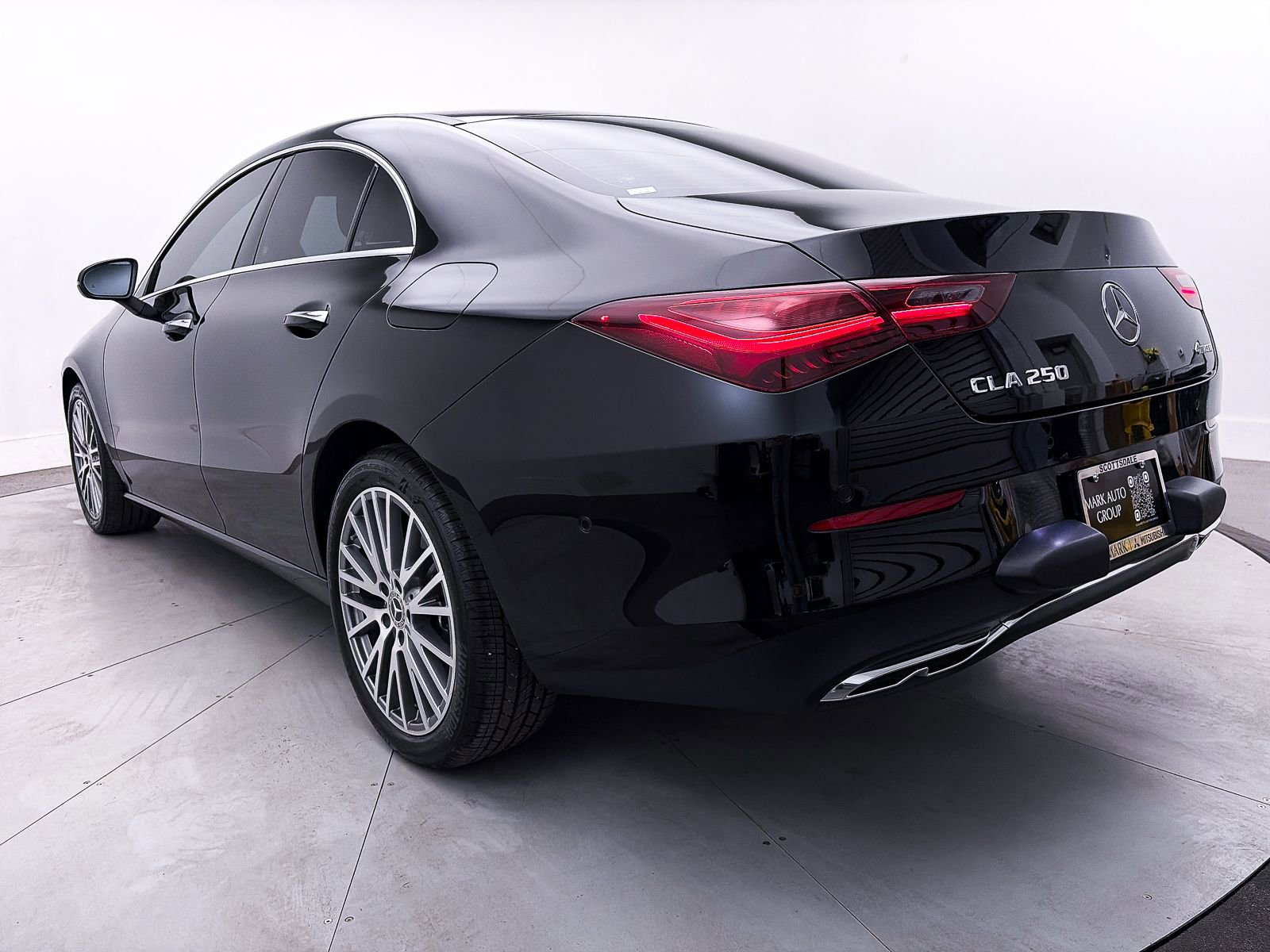 Used 2024 Mercedes-Benz CLA 250 4MATIC image 13