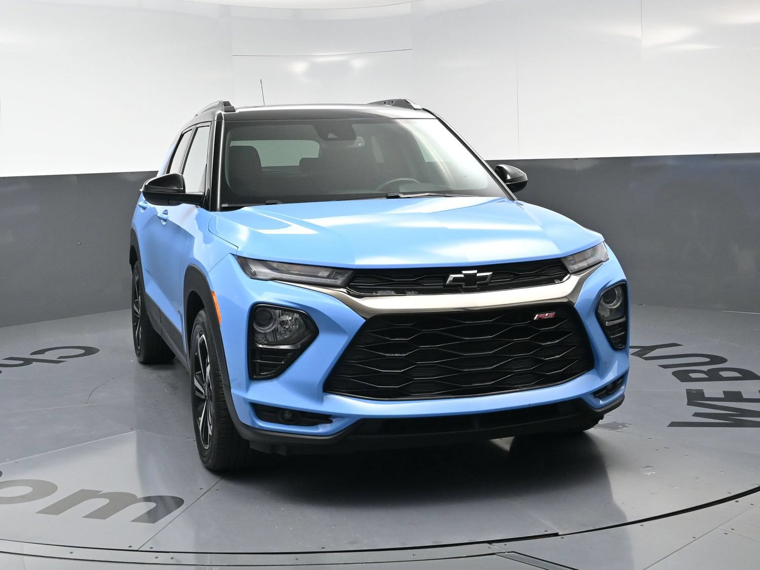 Used 2023 Chevrolet TrailBlazer RS w/ Sun and Liftgate Package FWD image 3