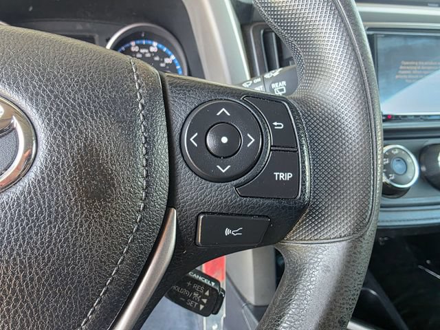 Used 2017 Toyota RAV4 LE w/ Carpet Mat Package AWD/4WD image 25