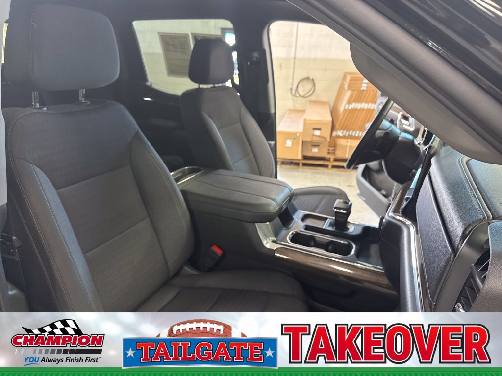 Used 2023 Chevrolet Silverado 1500 RST AWD/4WD image 29