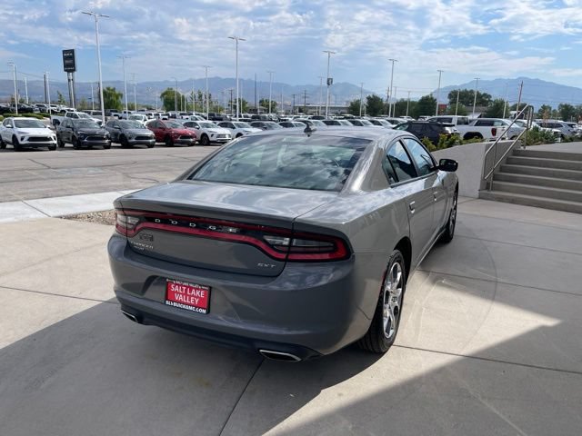Used 2017 Dodge Charger SXT AWD/4WD image 5