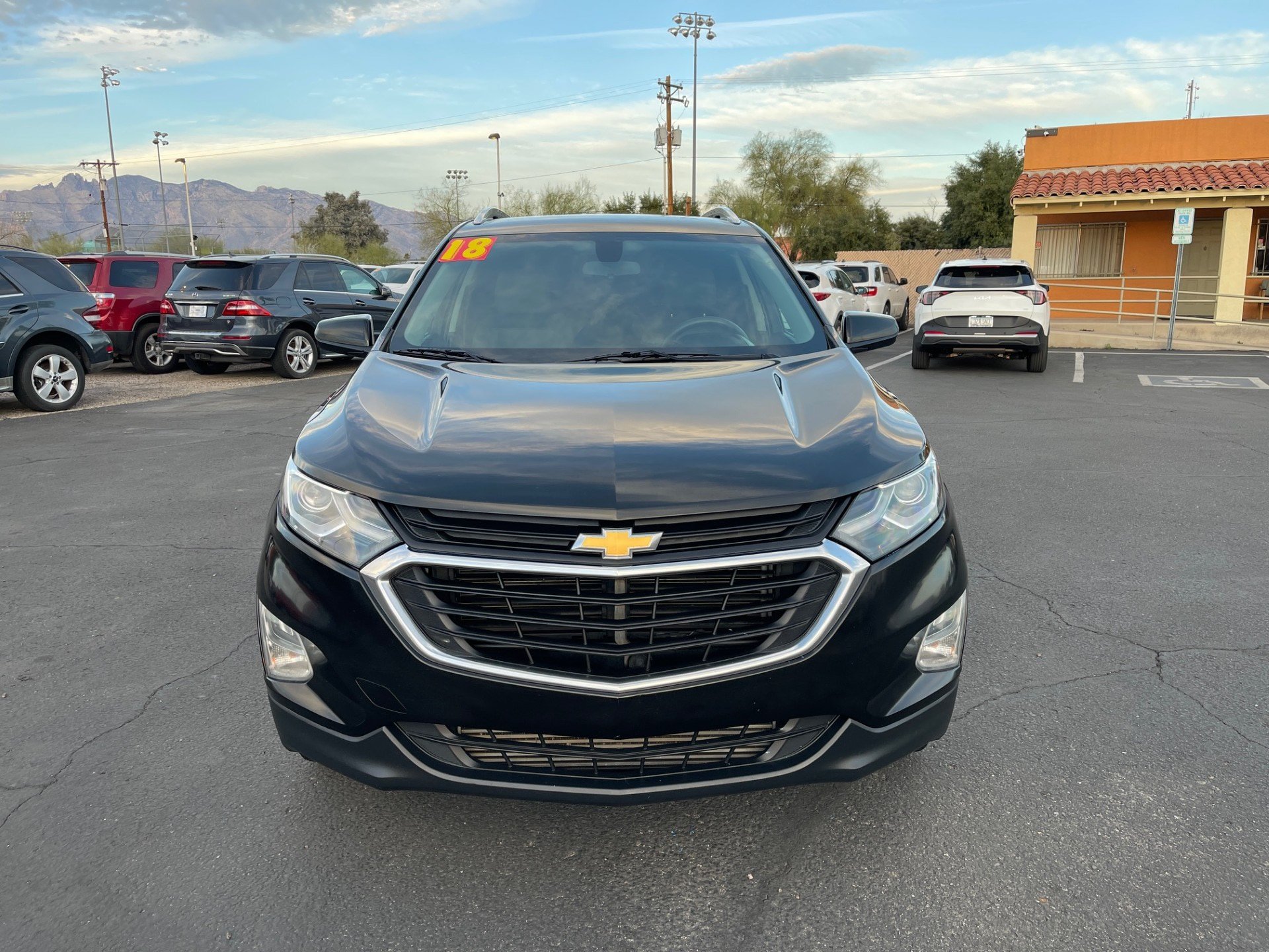 Used 2018 Chevrolet Equinox LT FWD image 8