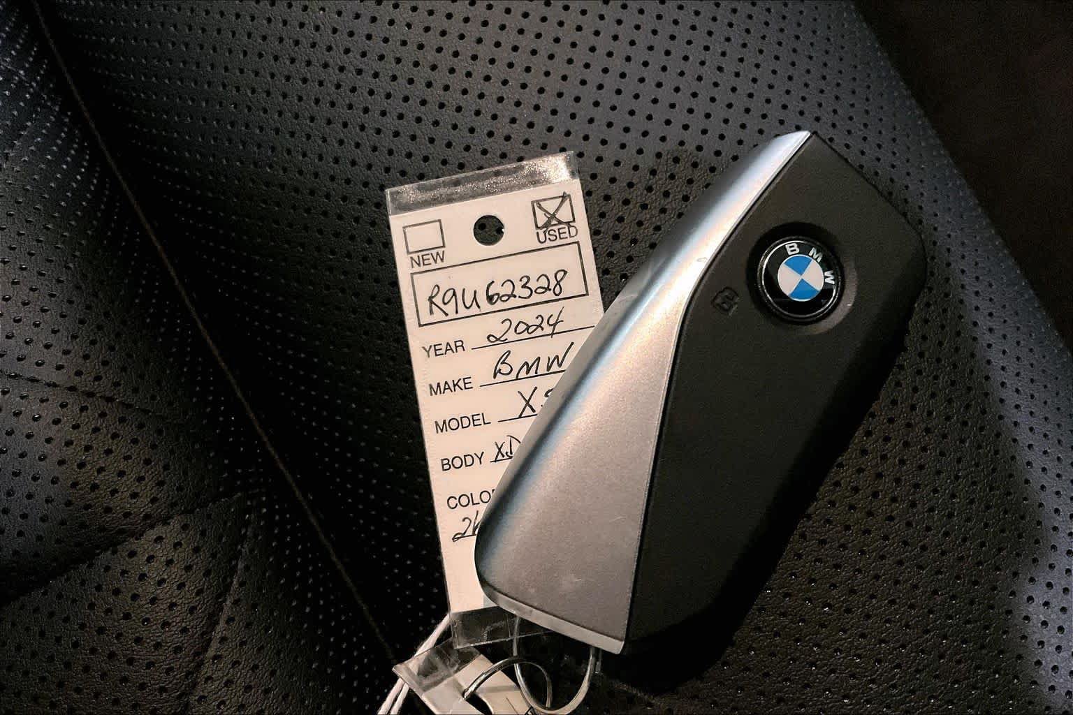 Used 2024 BMW X5 xDrive40i AWD/4WD image 14