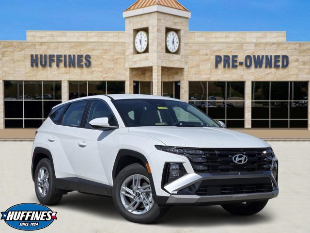 Used 2026 Hyundai Tucson SE FWD image 1