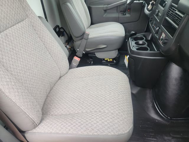 New 2025 Chevrolet Express 3500 w/ Power Convenience Package RWD image 17
