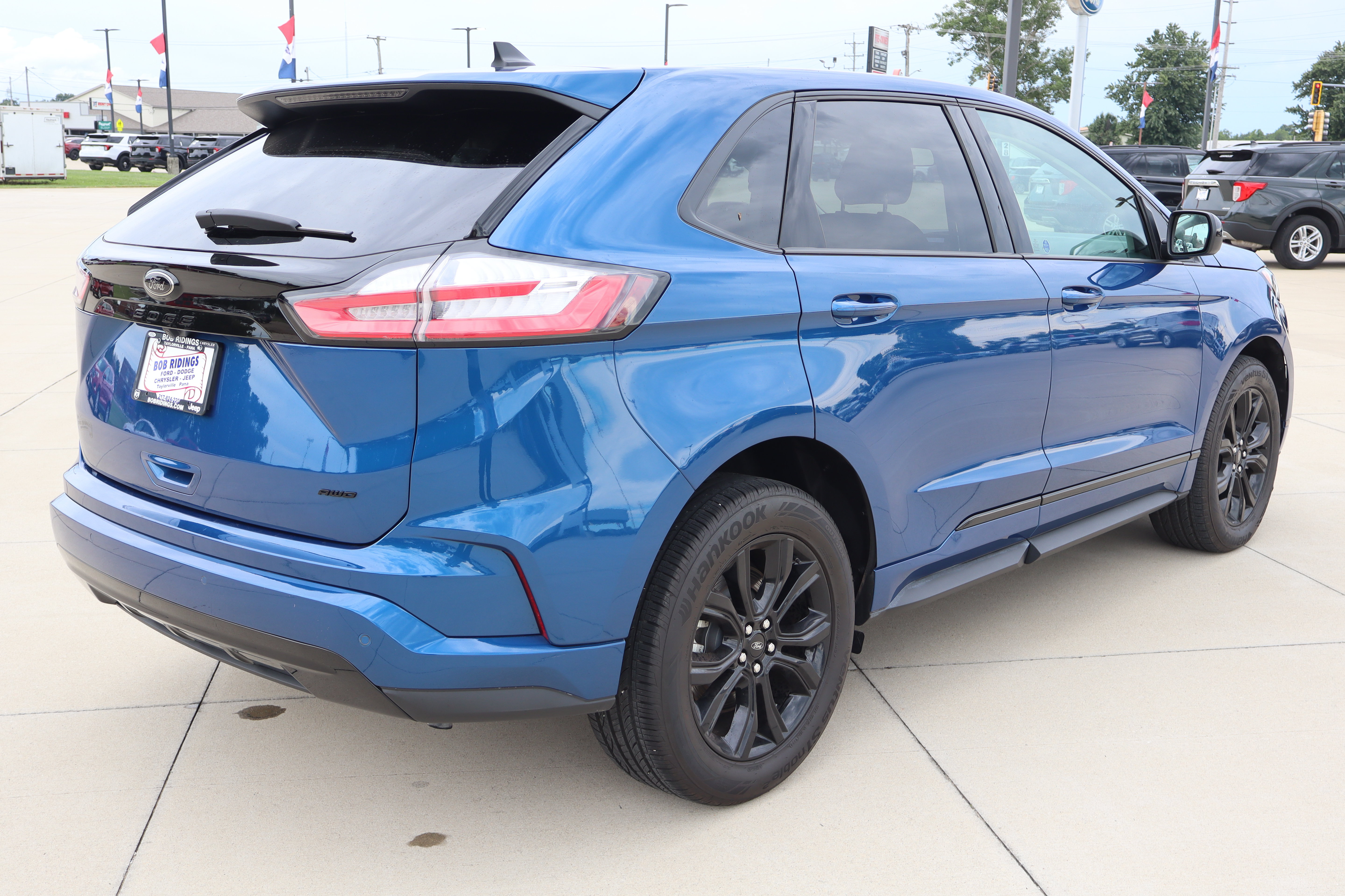 Used 2024 Ford Edge SE w/ Black Appearance Package AWD/4WD image 5
