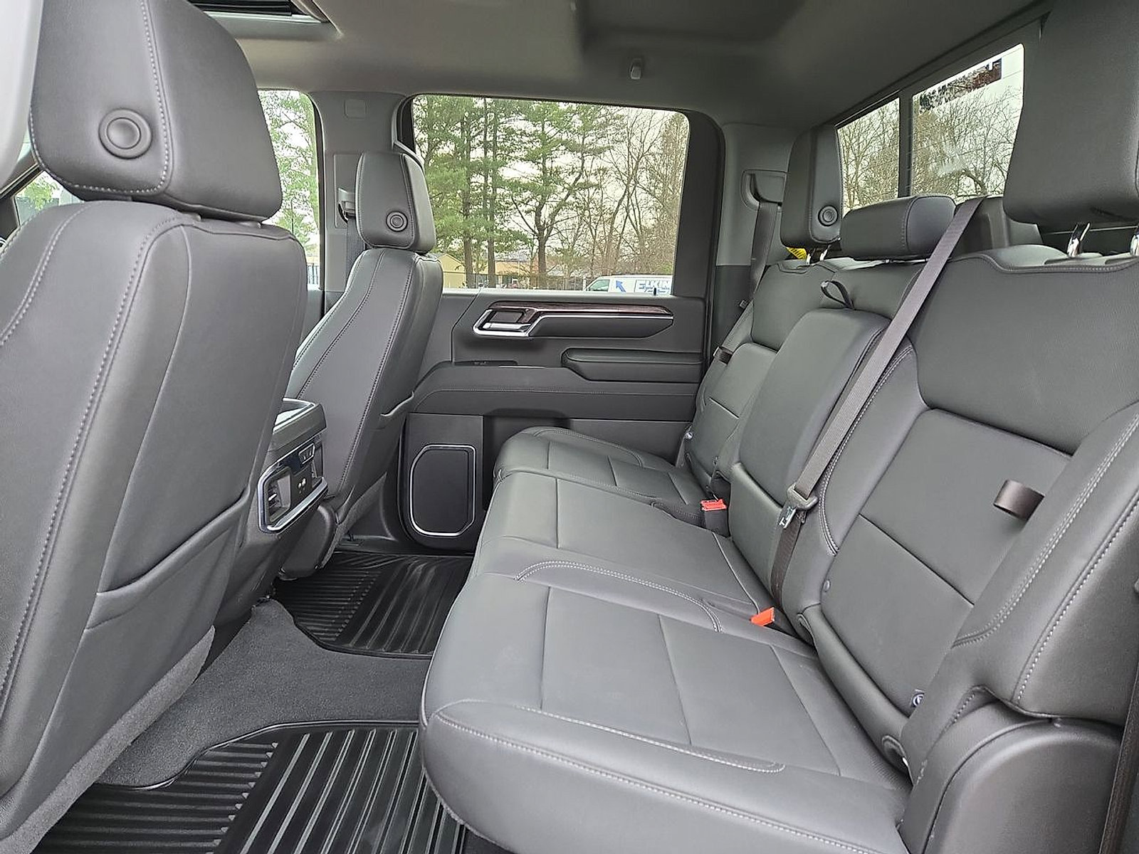 Certified 2024 Chevrolet Silverado 3500 LTZ w/ LTZ Plus Package image 20