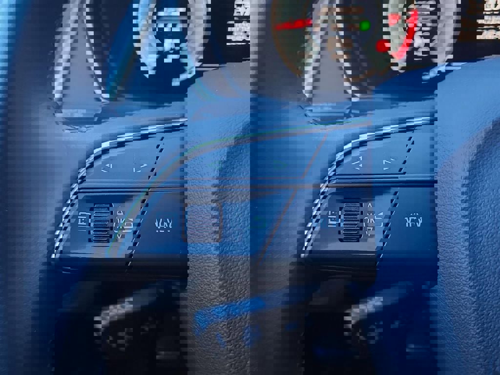 Used 2025 Audi Q5 2.0T Premium image 19