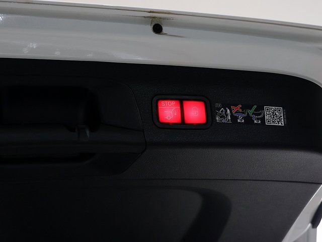 Certified 2026 Mercedes-Benz GLS 450 4MATIC image 36