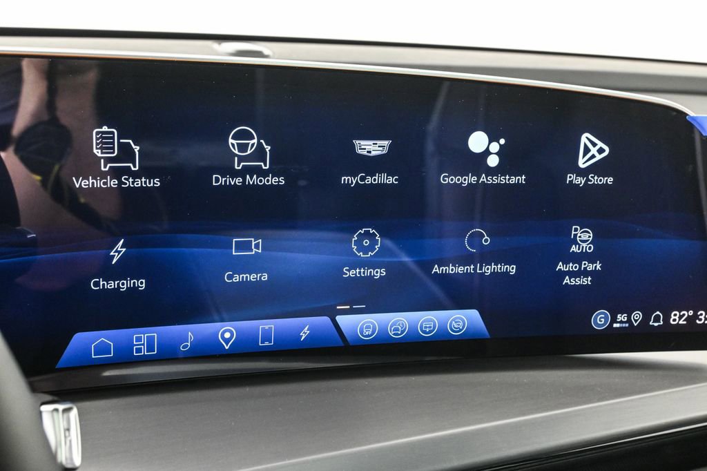 New 2026 Cadillac Vistiq Sport image 13