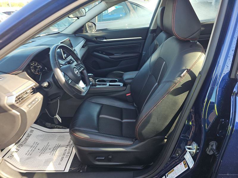 Used 2023 Nissan Altima 2.5 SR FWD image 7