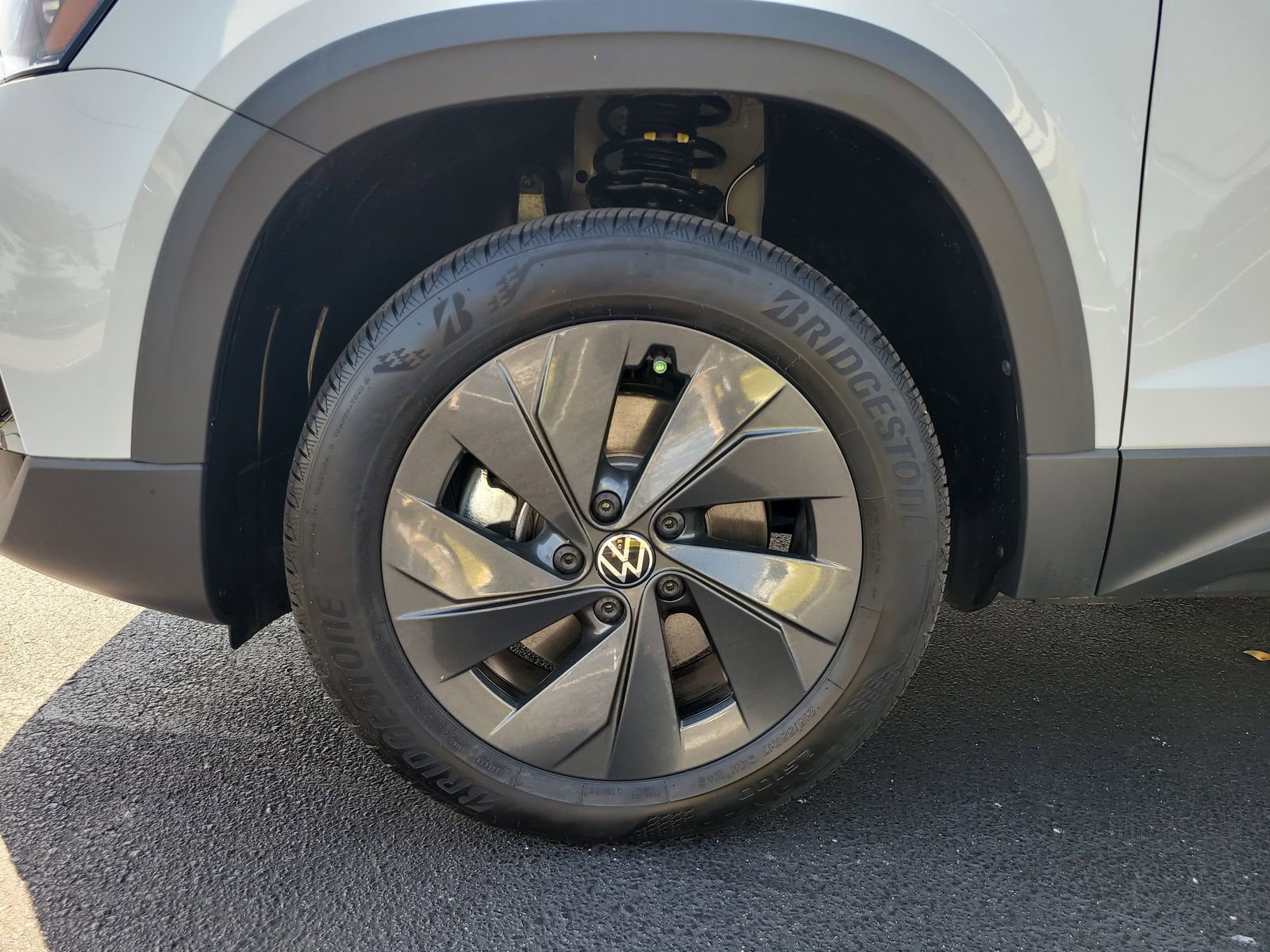 Certified 2025 Volkswagen Taos S FWD image 10