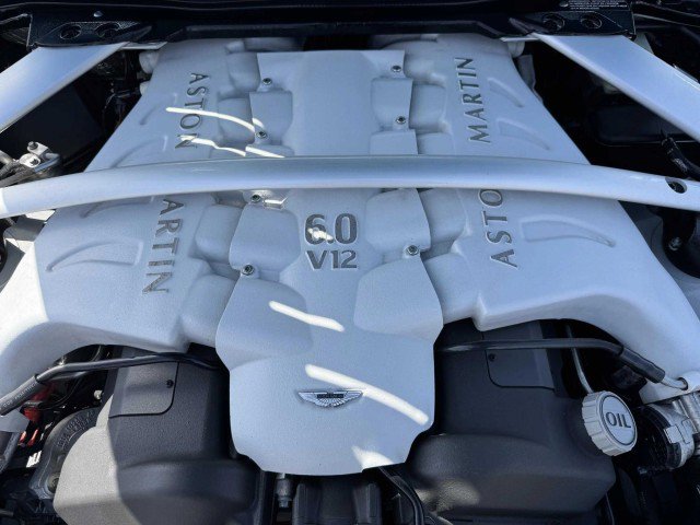 Used 2011 Aston Martin V12 Vantage Coupe image 57