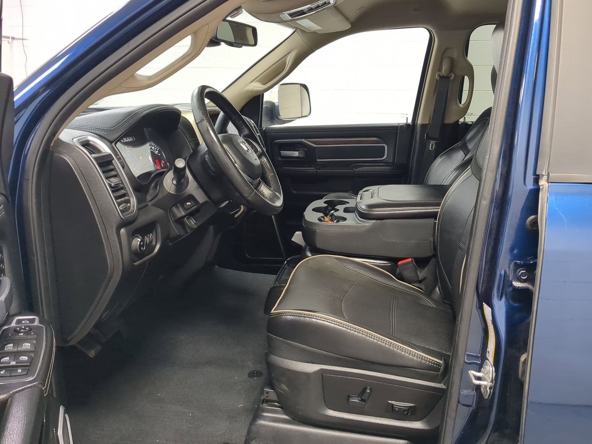 Used 2020 RAM 2500 Laramie image 15