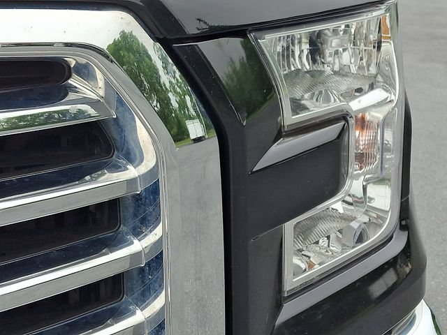 Used 2017 Ford F150 XLT w/ Equipment Group 302A Luxury AWD/4WD image 12