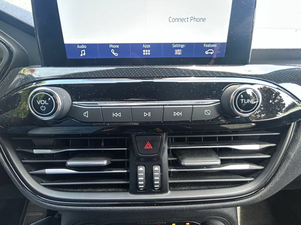 Used 2025 Ford Escape ST-Line Select AWD/4WD image 18
