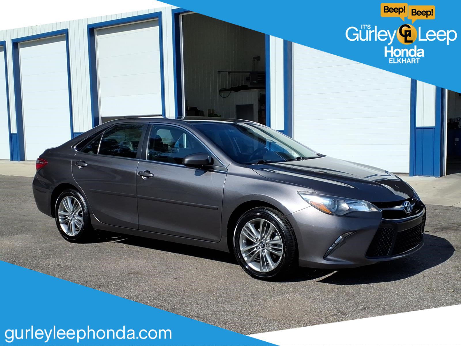Used 2016 Toyota Camry SE FWD image 1