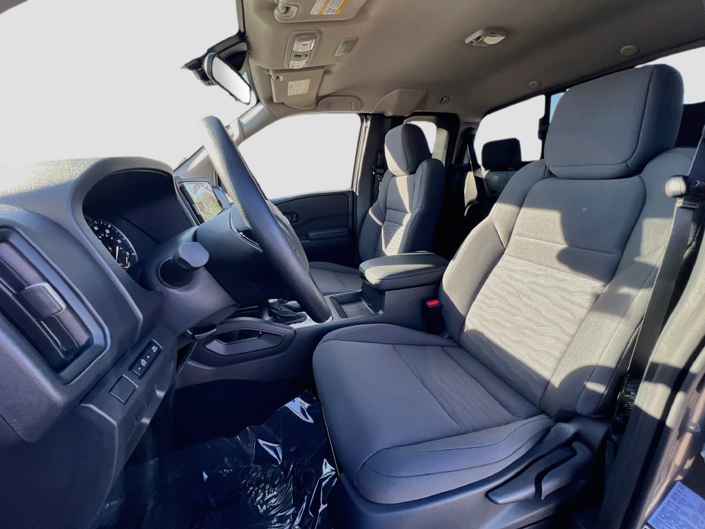 New 2027 Nissan Frontier S w/ Tow Package RWD image 19