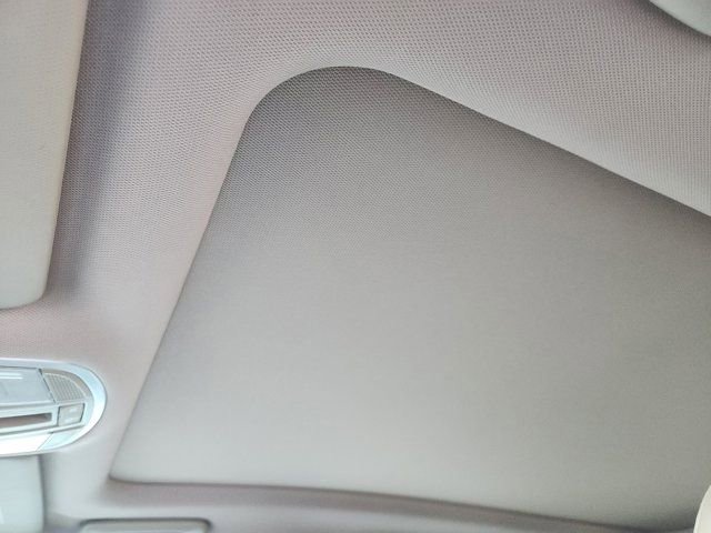 Used 2021 Hyundai Tucson Ultimate w/ Cargo Package image 26