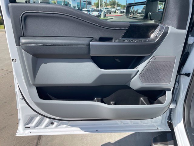 New 2026 Ford F250 XLT w/ XLT Premium Package AWD/4WD image 18