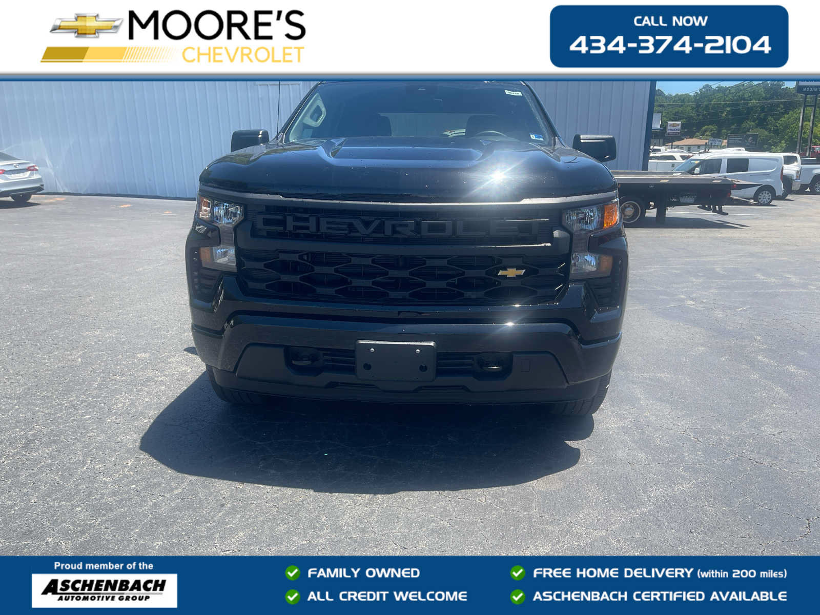 New 2026 Chevrolet Silverado 1500 Custom AWD/4WD image 1