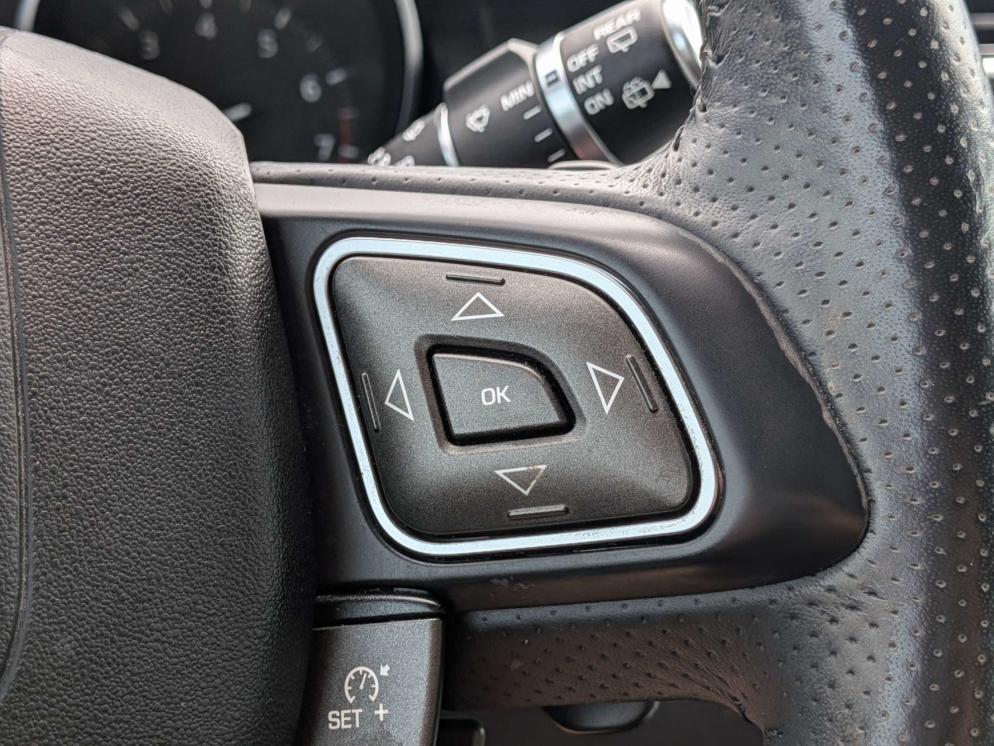 Used 2018 Land Rover Range Rover Evoque HSE Dynamic AWD/4WD image 25
