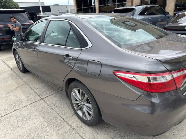 Used 2017 Toyota Camry SE FWD image 10